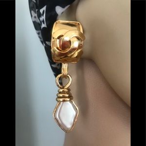 Chanel  gold clip on long earrings  vintage  box